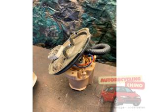 Gebruikte Benzinepomp Opel Corsa B (73/78/79) 1.4i Swing,Joy,Sport,GLS Prijs € 35,00 Margeregeling aangeboden door Autorecycling Chino B.V.