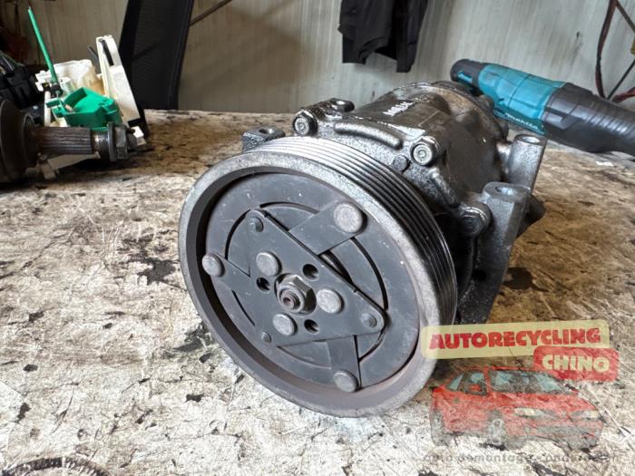 Gebruikte Aircopomp Dacia Logan MCV I (KS) 1.6 16V Prijs € 50,00 Margeregeling aangeboden door Autorecycling Chino B.V.