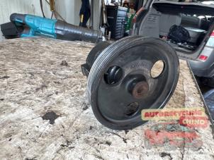 Gebruikte Servopomp Dacia Logan MCV (KS) 1.6 16V Prijs € 50,00 Margeregeling aangeboden door Autorecycling Chino B.V.