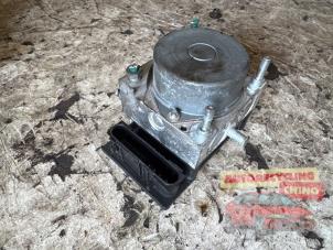 Gebruikte ABS Pomp Dacia Logan MCV (KS) 1.6 16V Prijs € 45,00 Margeregeling aangeboden door Autorecycling Chino B.V.