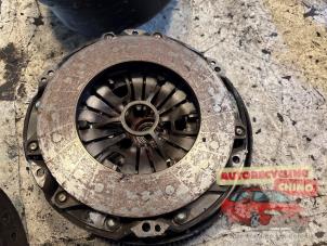 Gebruikte Koppelingmotor Mercedes Sprinter 3,5t (906.63) 309 CDI 16V Prijs € 350,00 Margeregeling aangeboden door Autorecycling Chino B.V.