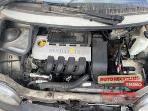 Gebruikte Versnellingsbak Renault Twingo (C06) 1.2 16V Prijs € 150,00 Margeregeling aangeboden door Autorecycling Chino B.V.