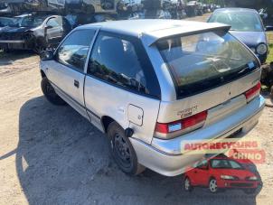 Gebruikte Benzinepomp Suzuki Swift (SF310/413) 1.0i Prijs € 35,00 Margeregeling aangeboden door Autorecycling Chino B.V.