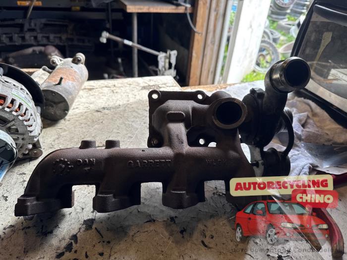 Turbo van een Ford Transit Connect 1.8 TDCi 75 2007