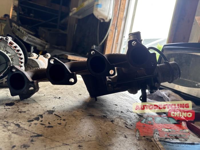 Turbo van een Ford Transit Connect 1.8 TDCi 75 2007