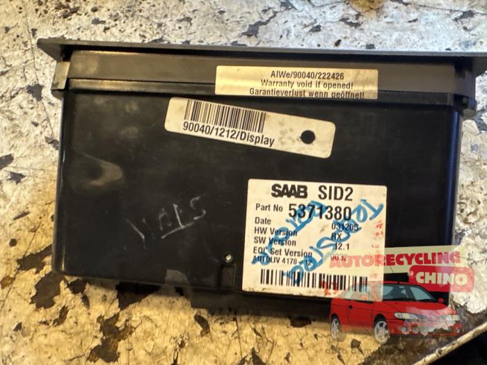 Gebruikte Display Interieur Saab 9-5 (YS3E) 2.3t 16V Prijs € 100,00 Margeregeling aangeboden door Autorecycling Chino B.V.