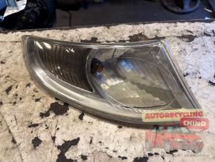 Gebruikte Knipperlichtglas rechts Saab 9-5 (YS3E) 2.3t 16V Prijs € 30,00 Margeregeling aangeboden door Autorecycling Chino B.V.