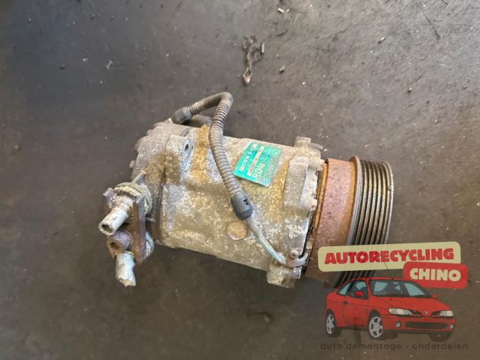 Gebruikte Aircopomp Peugeot 406 Coupé (8C) 3.0 V6 24V Prijs € 75,00 Margeregeling aangeboden door Autorecycling Chino B.V.