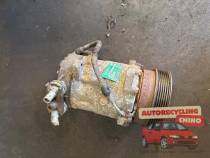 Gebruikte Pomp Airco Peugeot 406 Coupé (8C) 3.0 V6 24V Prijs € 75,00 Margeregeling aangeboden door Autorecycling Chino B.V.