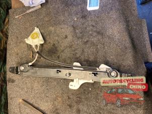 Gebruikte Raammechaniek 4Deurs links-achter Seat Altea (5P1) 1.2 TSI Prijs € 35,00 Margeregeling aangeboden door Autorecycling Chino B.V.