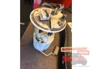 Gebruikte Benzinepomp Alfa Romeo MiTo (955) 1.4 16V Prijs € 50,00 Margeregeling aangeboden door Autorecycling Chino B.V.