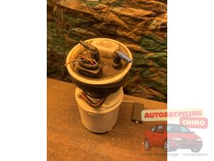 Gebruikte Benzinepomp Volkswagen Polo III (6N2) 1.4 Prijs € 25,00 Margeregeling aangeboden door Autorecycling Chino B.V.