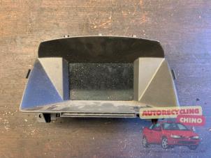 Gebruikte Display Interieur Opel Zafira (M75) 2.2 16V Direct Ecotec Prijs € 35,00 Margeregeling aangeboden door Autorecycling Chino B.V.