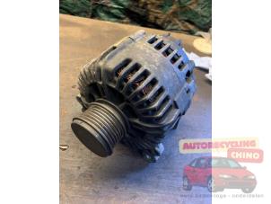 Gebruikte Dynamo Seat Leon (1P1) 2.0 FSI 16V Prijs € 50,00 Margeregeling aangeboden door Autorecycling Chino B.V.