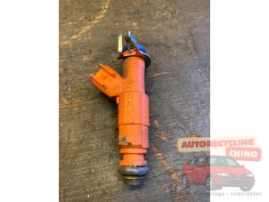 Gebruikte Injector (benzine injectie) Ford C-Max (DM2) 1.8 16V Prijs € 30,00 Margeregeling aangeboden door Autorecycling Chino B.V.