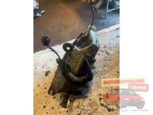 Gebruikte Pomp Servo Opel Zafira (M75) 2.2 16V Direct Ecotec Prijs € 300,00 Margeregeling aangeboden door Autorecycling Chino B.V.