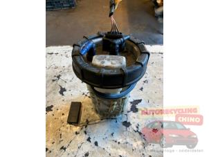 Gebruikte Benzinepomp Volkswagen Polo III (6N2) 1.4 Prijs € 35,00 Margeregeling aangeboden door Autorecycling Chino B.V.