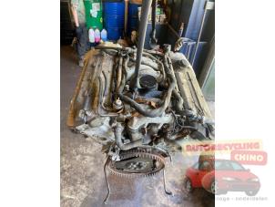 Gebruikte Motor Mercedes E Combi (S210) 4.2 E-420 32V Prijs € 1.250,00 Margeregeling aangeboden door Autorecycling Chino B.V.