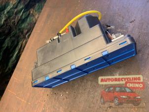 Gebruikte Module Centrale Deurvergrendeling Mercedes E Combi (S210) 4.2 E-420 32V Prijs € 90,00 Margeregeling aangeboden door Autorecycling Chino B.V.