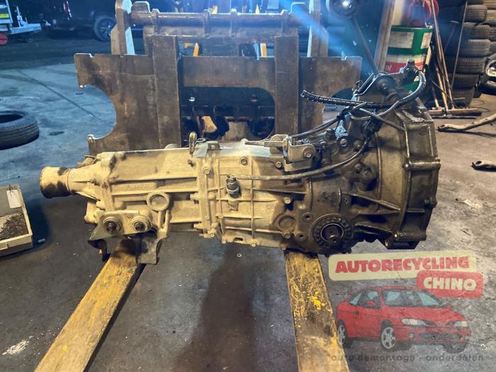 Gebruikte Versnellingsbak Subaru Forester (SF) 2.0 16V Prijs € 500,00 Margeregeling aangeboden door Autorecycling Chino B.V.