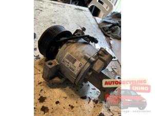 Gebruikte Aircopomp Renault Twingo III (AH) 1.0 SCe 70 12V Prijs € 75,00 Margeregeling aangeboden door Autorecycling Chino B.V.