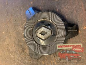 Gebruikte Naafkapje Renault Twingo III (AH) 1.0 SCe 70 12V Prijs € 25,00 Margeregeling aangeboden door Autorecycling Chino B.V.