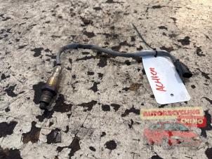 Gebruikte Lambda Sonde Renault Twingo III (AH) 1.0 SCe 70 12V Prijs € 35,00 Margeregeling aangeboden door Autorecycling Chino B.V.