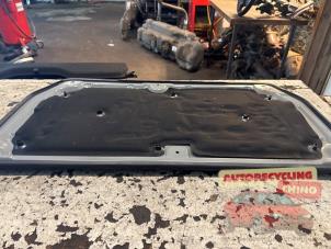 Gebruikte Afdekplaat motor Renault Twingo III (AH) 1.0 SCe 70 12V Prijs € 60,00 Margeregeling aangeboden door Autorecycling Chino B.V.