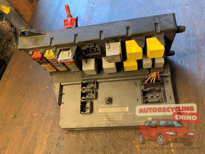 Gebruikte Module Bodycontrol Mercedes Sprinter 3,5t (906.63) 311 CDI 16V Prijs € 170,00 Margeregeling aangeboden door Autorecycling Chino B.V.