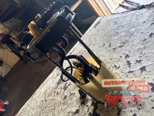 Gebruikte Tank element Pomp Mercedes Sprinter 3,5t (906.63) 311 CDI 16V Prijs € 75,00 Margeregeling aangeboden door Autorecycling Chino B.V.