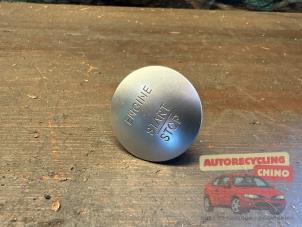 Gebruikte Start/Stop schakelaar Mercedes GLC Coupé AMG (C253) 3.0 43 AMG V6 Turbo 4-Matic Prijs € 20,00 Margeregeling aangeboden door Autorecycling Chino B.V.