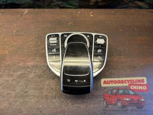 Gebruikte Multi Media Regelunit Mercedes GLC Coupé AMG (C253) 3.0 43 AMG V6 Turbo 4-Matic Prijs € 250,00 Margeregeling aangeboden door Autorecycling Chino B.V.