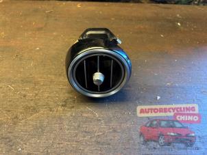 Gebruikte Luchtrooster Dashboard Mercedes GLC Coupé AMG (C253) 3.0 43 AMG V6 Turbo 4-Matic Prijs € 35,00 Margeregeling aangeboden door Autorecycling Chino B.V.