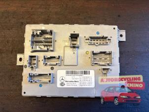 Gebruikte Computer Body Control Mercedes GLC Coupé AMG (C253) 3.0 43 AMG V6 Turbo 4-Matic Prijs € 120,00 Margeregeling aangeboden door Autorecycling Chino B.V.