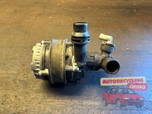 Gebruikte Waterpomp Mercedes GLC Coupé AMG (C253) 3.0 43 AMG V6 Turbo 4-Matic Prijs € 80,00 Margeregeling aangeboden door Autorecycling Chino B.V.