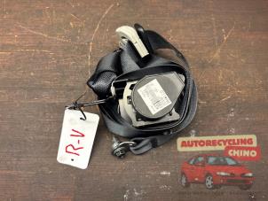 Gebruikte Veiligheidsgordel rechts-voor Suzuki Celerio (LF) 1.0 12V Dualjet Prijs € 175,00 Margeregeling aangeboden door Autorecycling Chino B.V.