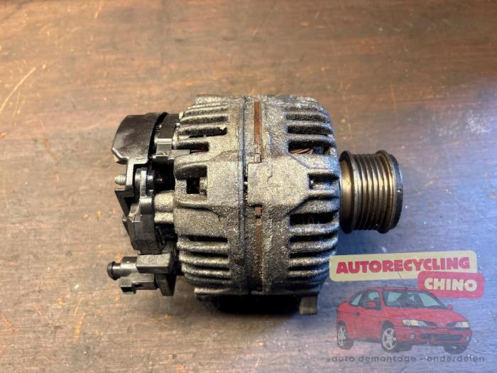 Gebruikte Dynamo Volkswagen Crafter 2.5 TDI 30/32/35/46/50 Prijs € 75,00 Margeregeling aangeboden door Autorecycling Chino B.V.
