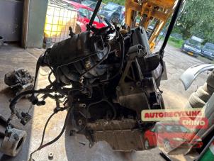Motor van een Alfa Romeo MiTo (955) 1.4 16V 2009