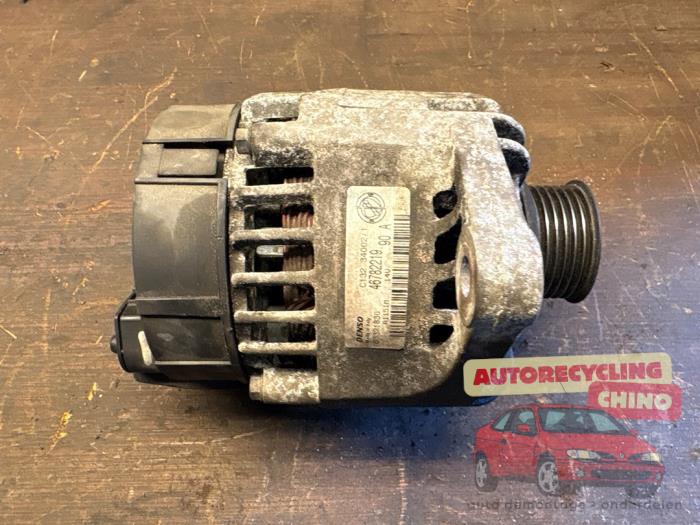 Gebruikte Dynamo Alfa Romeo 156 (932) 1.8 Twin Spark 16V Prijs € 35,00 Margeregeling aangeboden door Autorecycling Chino B.V.