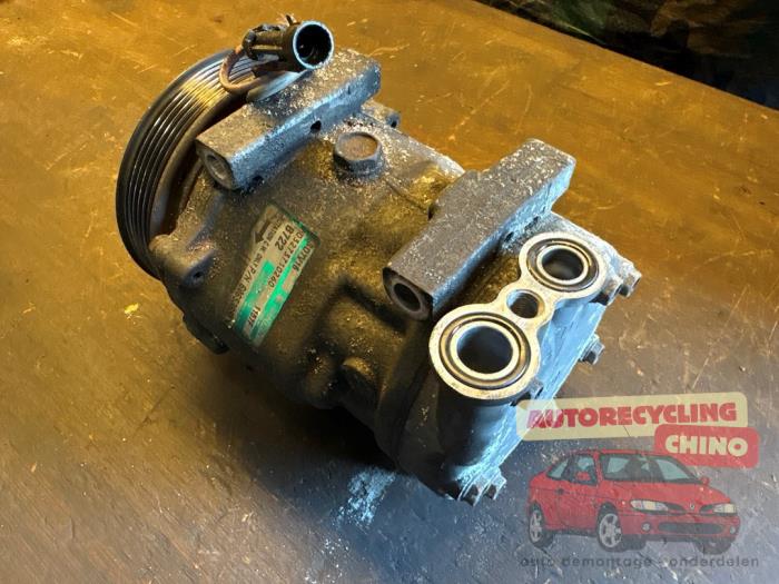 Aircopomp van een Alfa Romeo 156 (932) 1.8 Twin Spark 16V 2003