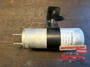 Gebruikte Airco Droger Ford Transit Courier 1.5 TDCi 75 Prijs € 45,00 Margeregeling aangeboden door Autorecycling Chino B.V.