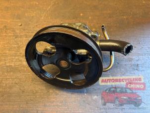 Gebruikte Stuurbekrachtiging Pomp Mitsubishi Carisma 1.6i 16V Prijs € 25,00 Margeregeling aangeboden door Autorecycling Chino B.V.