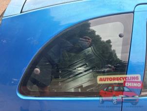 Gebruikte Extra Ruit 2Deurs rechts-achter Ford Ka I 1.3i Prijs € 30,00 Margeregeling aangeboden door Autorecycling Chino B.V.