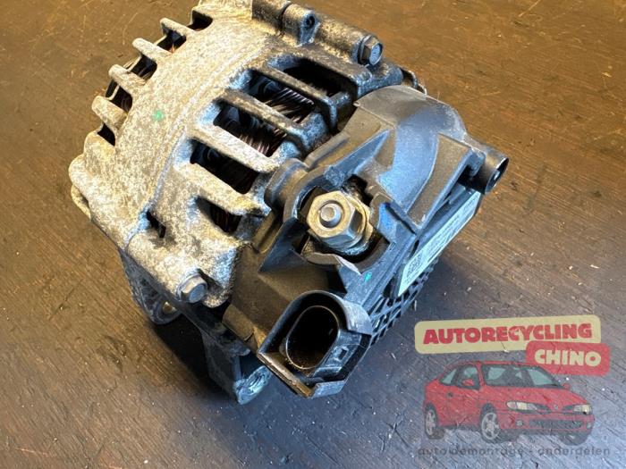 Dynamo van een Ford Transit Courier 1.5 TDCi 75 2018