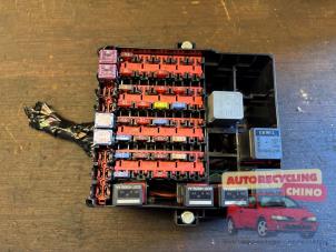 Gebruikte Zekeringkast Ford Transit Courier 1.5 TDCi 75 Prijs € 130,00 Margeregeling aangeboden door Autorecycling Chino B.V.