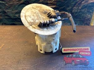 Gebruikte Benzinepomp Opel Astra H (L48) 1.6 16V Twinport Prijs € 50,00 Margeregeling aangeboden door Autorecycling Chino B.V.