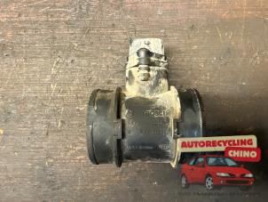 Gebruikte Luchthoeveelheidsmeter Fiat Doblo (223A/119) 1.9 JTD Prijs € 25,00 Margeregeling aangeboden door Autorecycling Chino B.V.