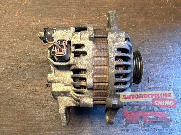 Gebruikte Dynamo Mazda 323 P (BA15) 1.5i 16V Prijs € 35,00 Margeregeling aangeboden door Autorecycling Chino B.V.