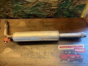 Gebruikte Uitlaat Middendemper Volkswagen Polo IV (9N1/2/3) 1.2 12V Prijs € 45,00 Margeregeling aangeboden door Autorecycling Chino B.V.