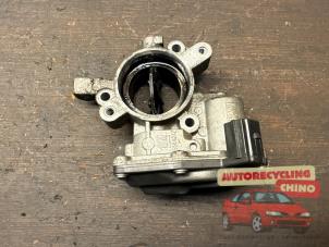 Gebruikte Gasklephuis Opel Corsa D 1.3 CDTi 16V ecoFLEX Prijs € 25,00 Margeregeling aangeboden door Autorecycling Chino B.V.